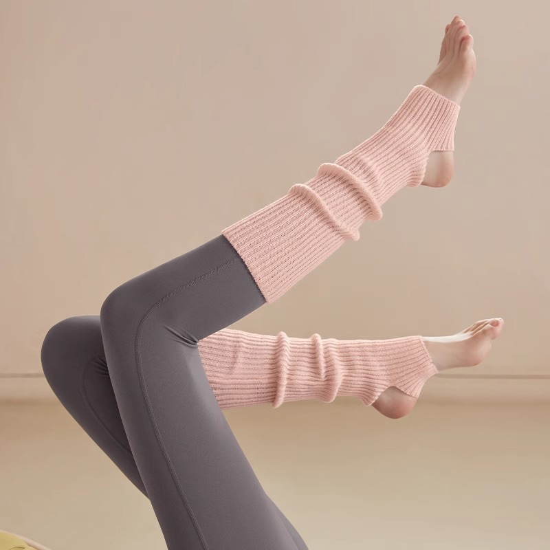 New Yoga Socks Non-Slip Grips  - Boot Sock Slouchy recensione e prezzo